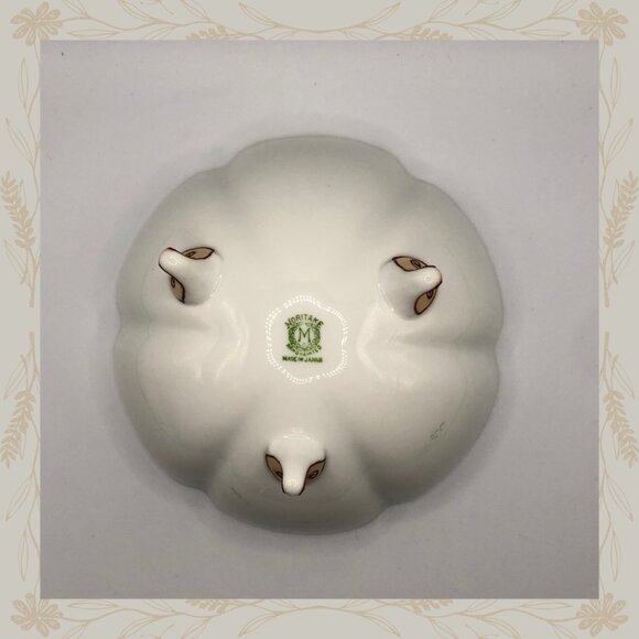 Vintage Hand Painted Footed Noritake Bowl with Swan on Lake - Picture 4 of 5